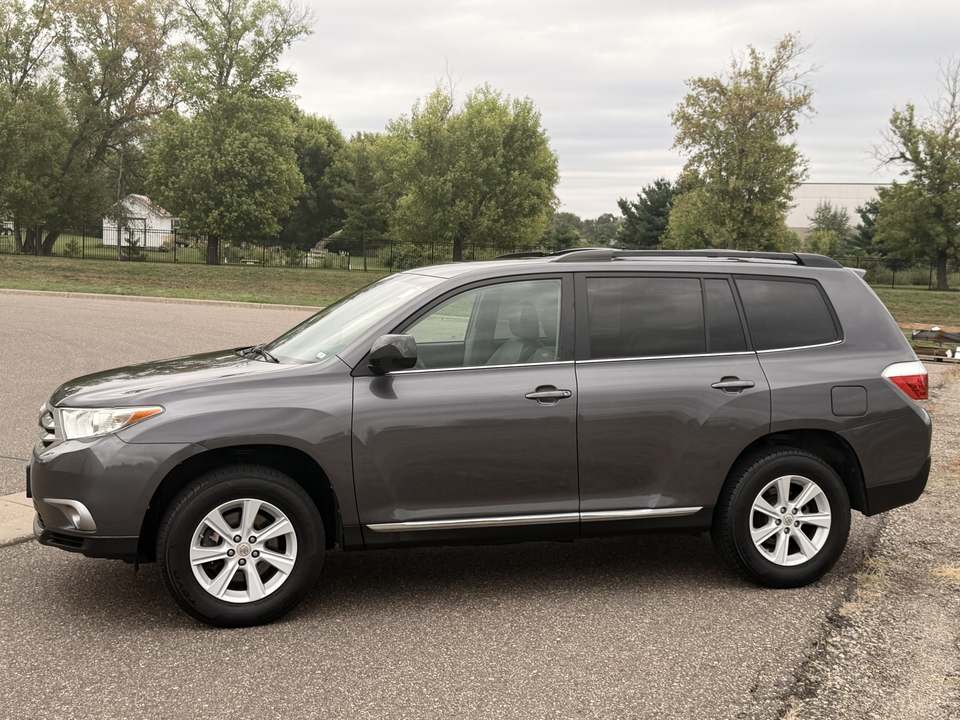 2013 Toyota Highlander, photo 4 of 10