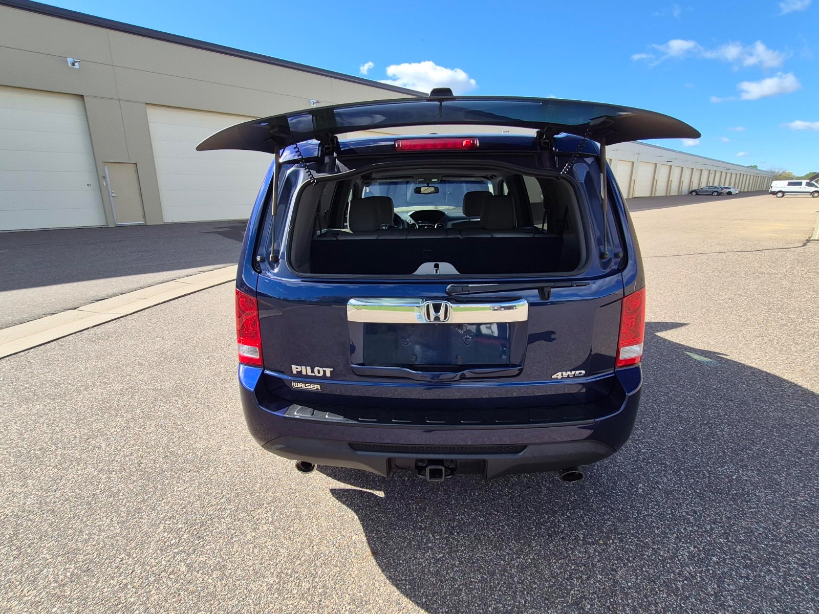 2015 Honda Pilot EX-L, photo 9 of 17