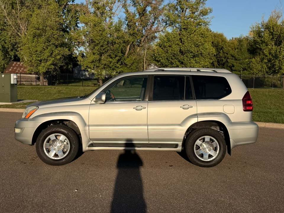 2004 Lexus GX 470, photo 3 of 10