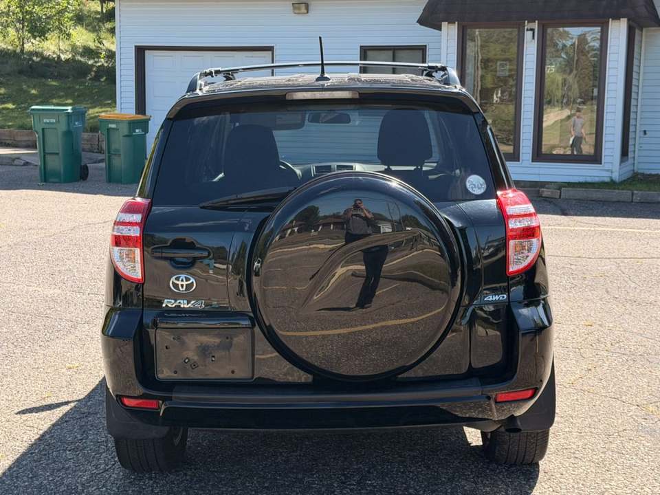 2012 Toyota RAV4, photo 5 of 10