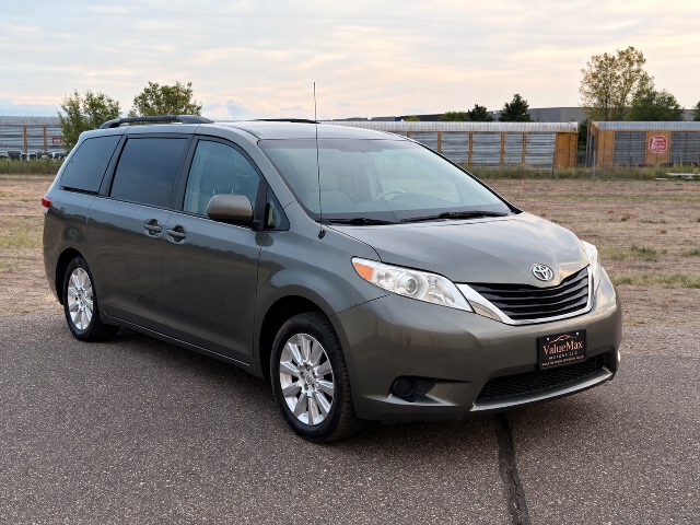 2011 Toyota Sienna LE AWD 7-Passenger