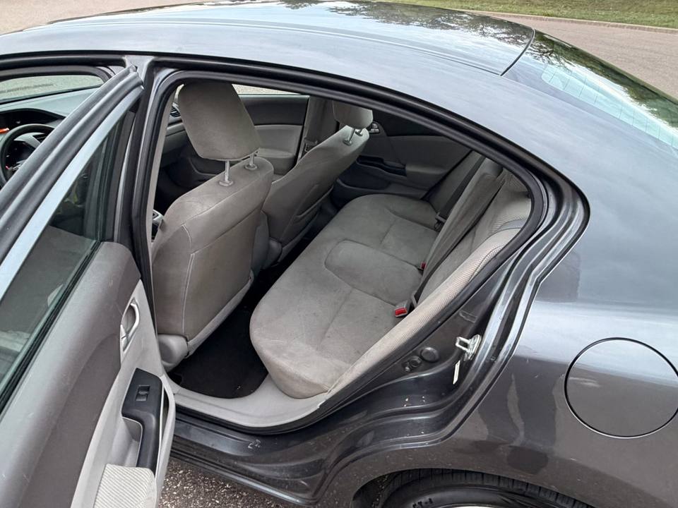 2012 Honda Civic, photo 8 of 10