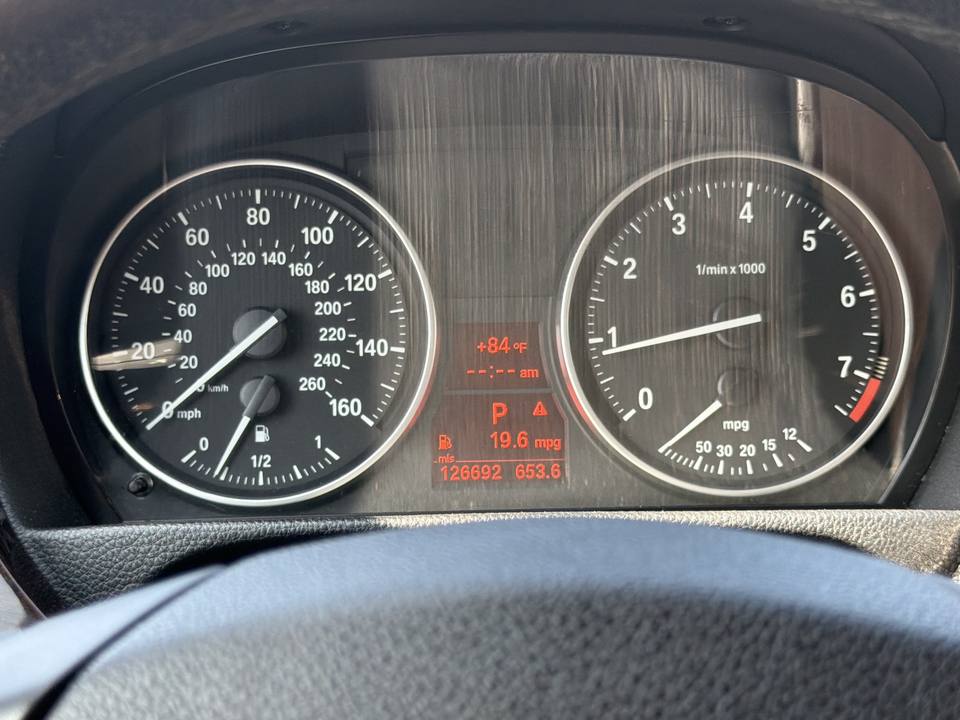 2011 BMW 328i, photo 10 of 10